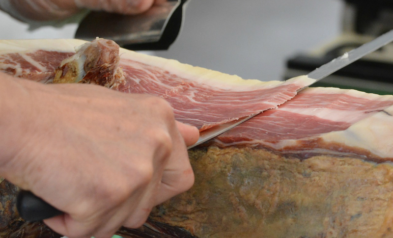 Cómo distinguir un jamón ibérico